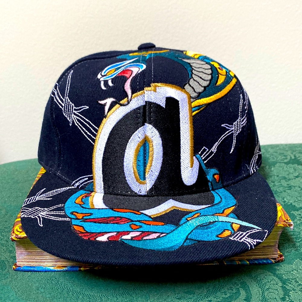 Atlanta braves 7 5/8 blue cobra and barbed wire flat brim hat
